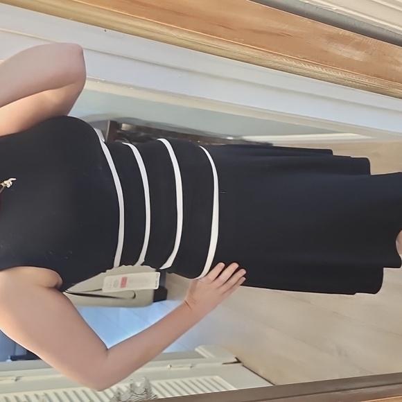 Ralph Lauren Black Dress with White Accents Size 6 - Picture 2 of 7